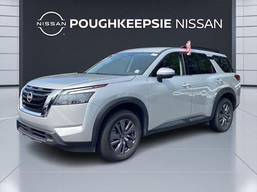 2025 Nissan Pathfinder SV 4WD