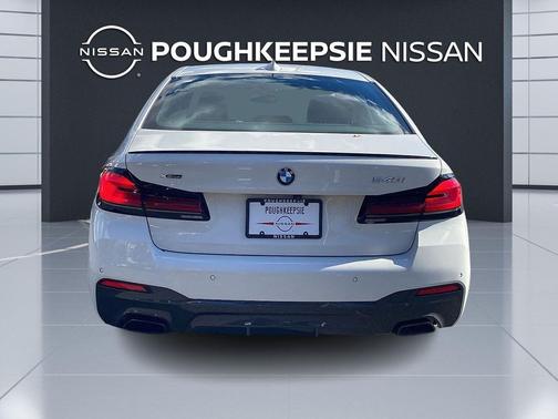 2023 BMW 540 i xDrive