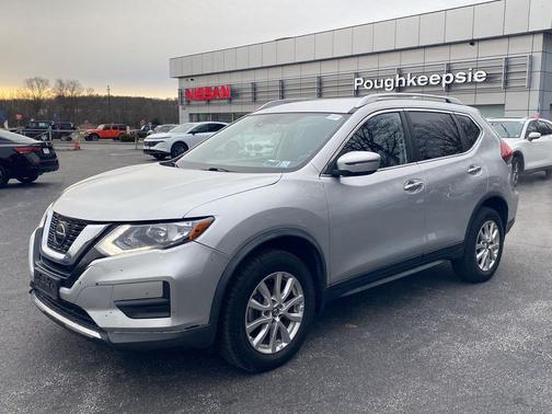 2020 Nissan Rogue SV