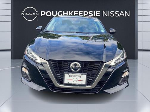 2022 Nissan Altima SR Intelligent AWD