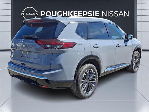 2025 Nissan Rogue Platinum