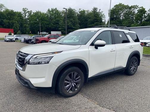 2022 Nissan Pathfinder SV 4WD