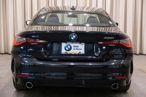 Black Sapphire Metallic 2021 BMW 430 i xDrive