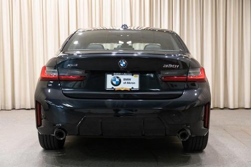 2025 BMW 330 i xDrive