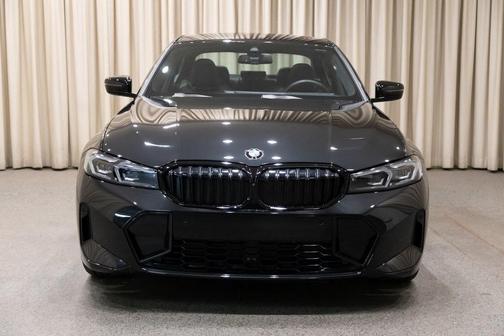 2025 BMW 330 i xDrive