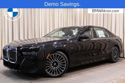 Black Sapphire Metallic 2026 BMW 760 760i xDrive