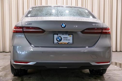 2026 BMW 530 i xDrive