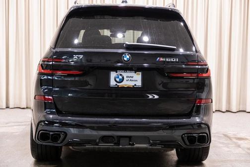 2026 BMW X7 M60i