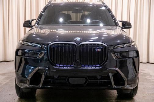 2026 BMW X7 M60i