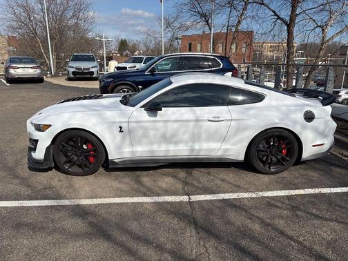2021 Ford Shelby GT500 Base