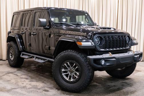 Black Clearcoat 2024 Jeep Wrangler Rubicon 392