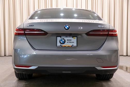 2026 BMW 530 i xDrive