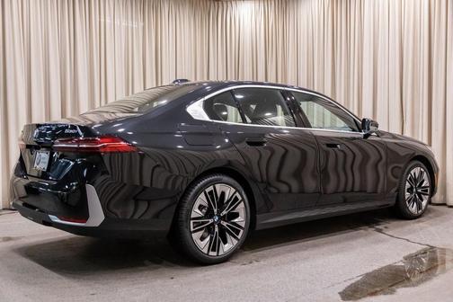 2026 BMW 530 i xDrive