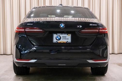 2026 BMW 530 i xDrive