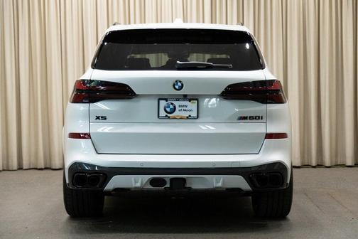 2026 BMW X5 M60i