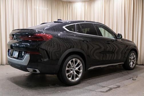 2023 BMW X6 xDrive40i