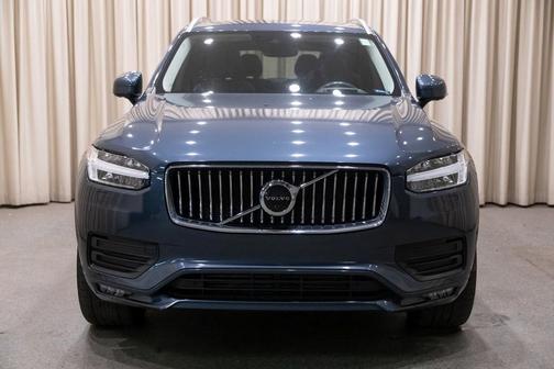 2021 Volvo XC90 T6 Momentum 6 Passenger