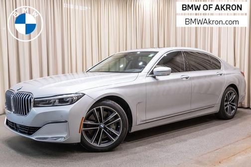 Glacier Silver Metallic 2020 BMW 750 i xDrive
