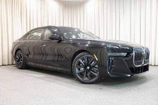 2025 BMW i7 xDrive60