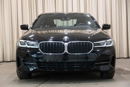 2022 BMW 530 i xDrive
