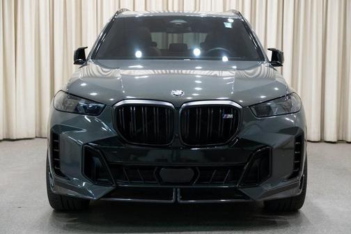 2024 BMW X5 M60i