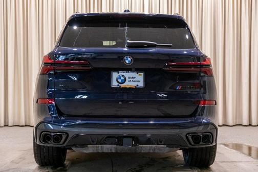 2026 BMW X5 M60i