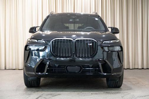 2026 BMW X7 M60i