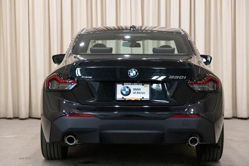 2025 BMW 230 i xDrive