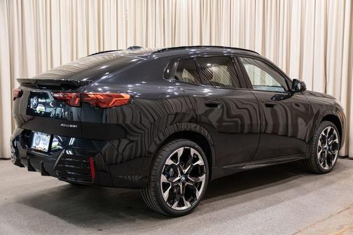Black Sapphire Metallic 2026 BMW X2 xDrive28i