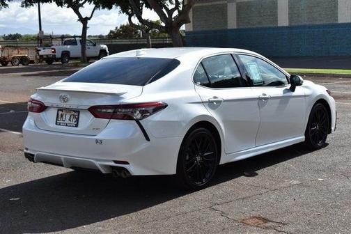 Photo 5 of 40 of 2022 Toyota Camry XSE