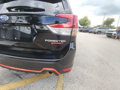 Crystal Black Silica 2024 Subaru Forester Sport