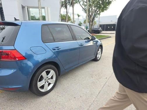 Silk Blue Metallic 2017 Volkswagen Golf TSI Wolfsburg Edition 4-Door
