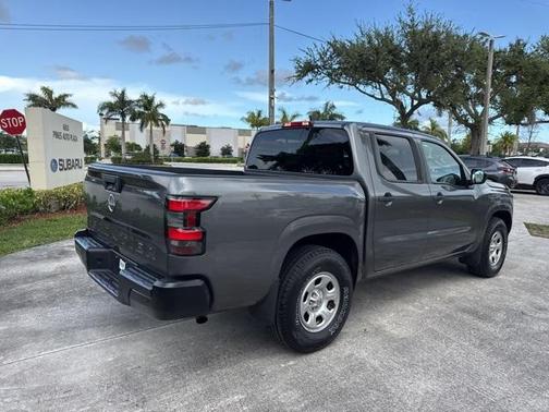 2022 Nissan Frontier S