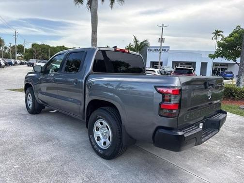 2022 Nissan Frontier S