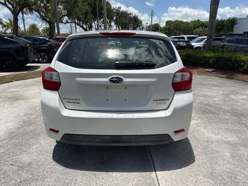 2014 Subaru Impreza 2.0i Premium