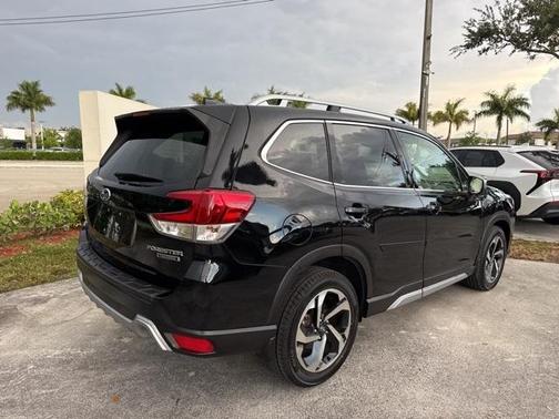 2022 Subaru Forester Touring
