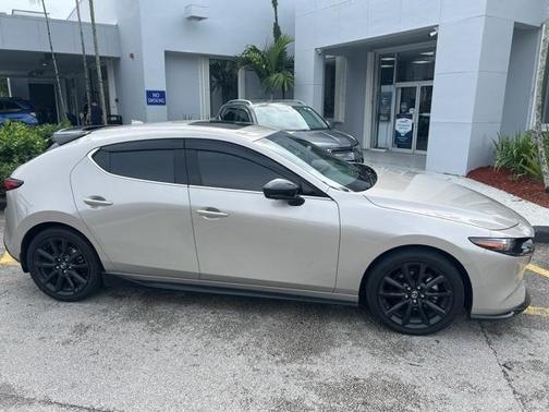 2023 Mazda Mazda3 Premium Plus