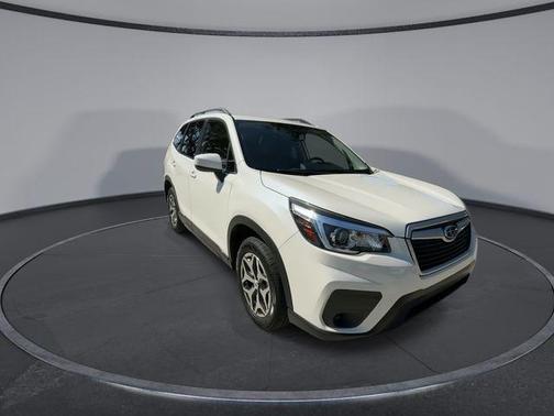 Crystal White Pearl 2020 Subaru Forester Premium