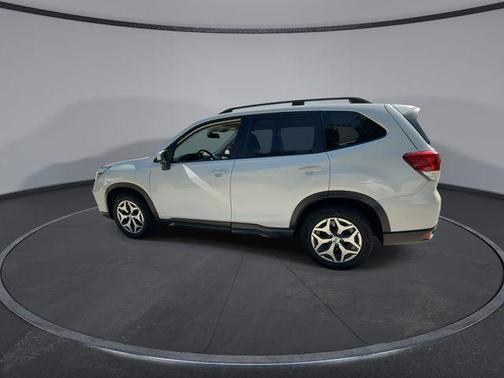 Crystal White Pearl 2020 Subaru Forester Premium