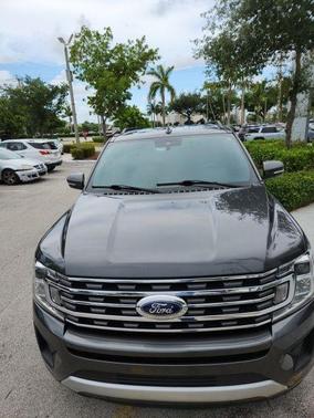 Magnetic 2020 Ford Expedition XLT