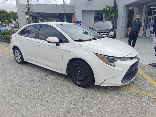 2020 Toyota Corolla LE