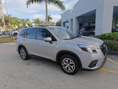 2023 Subaru Forester Premium