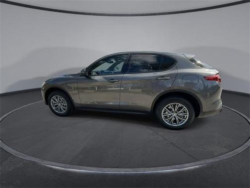 2023 Alfa Romeo Stelvio Sprint