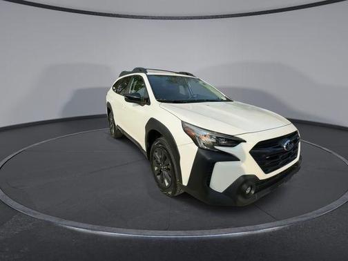 Crystal White Pearl 2023 Subaru Outback Onyx Edition