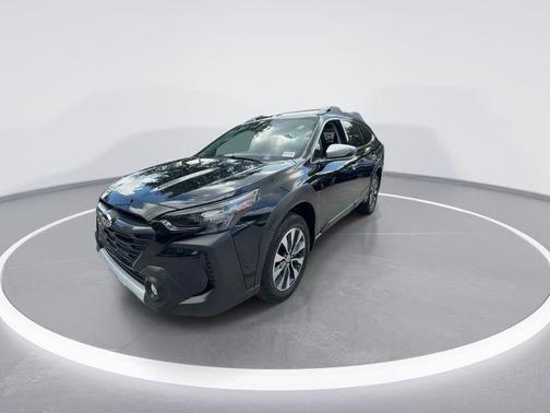 Crystal Black Silica 2024 Subaru Outback Touring XT