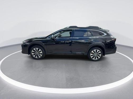 Crystal Black Silica 2024 Subaru Outback Touring XT
