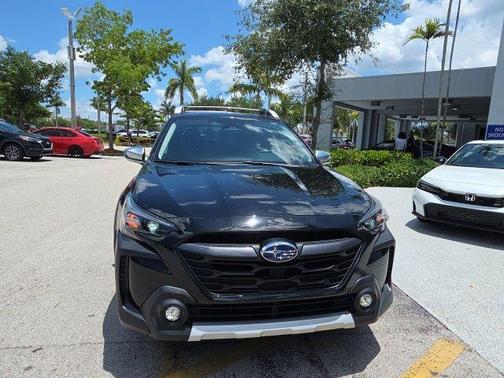 Crystal Black Silica 2024 Subaru Outback Touring XT