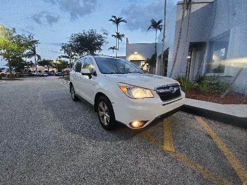 Satin White Pearl 2015 Subaru Forester 2.5i Limited