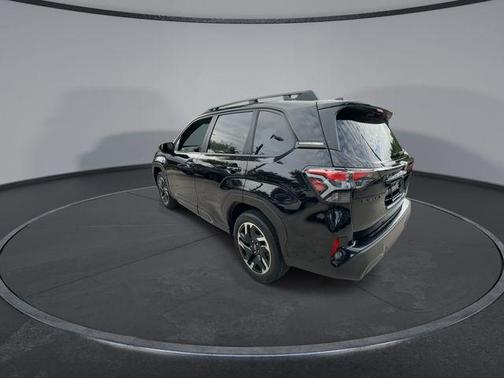 Crystal Black Silica 2025 Subaru Forester Limited