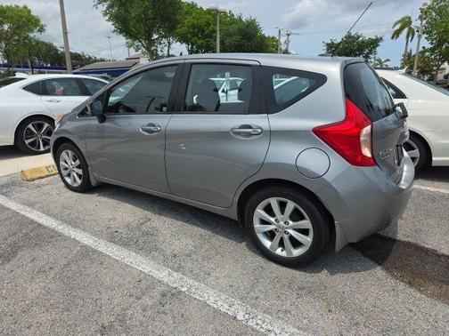 Magnetic Gray 2015 Nissan Versa Note SL